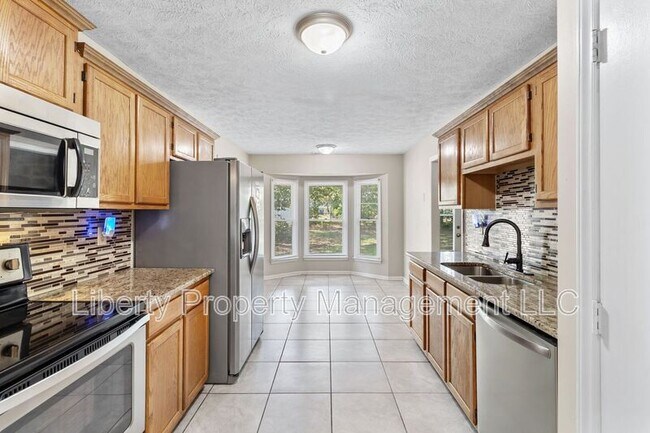 Foto del edificio - 6754 Cedar Chest Ct