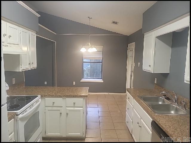 Building Photo - 1702 Calgary Trail