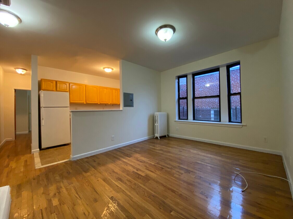Primary Photo - 600 W 187th St