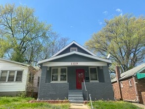 Building Photo - 2129 Rosebud Ave