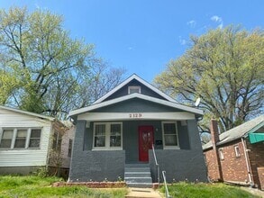 Building Photo - 2129 Rosebud Ave