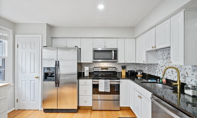 Foto del edificio - 5073 9th St S