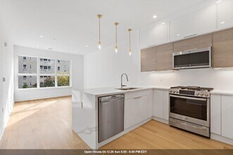 Building Photo - 6025 JFK Blvd E