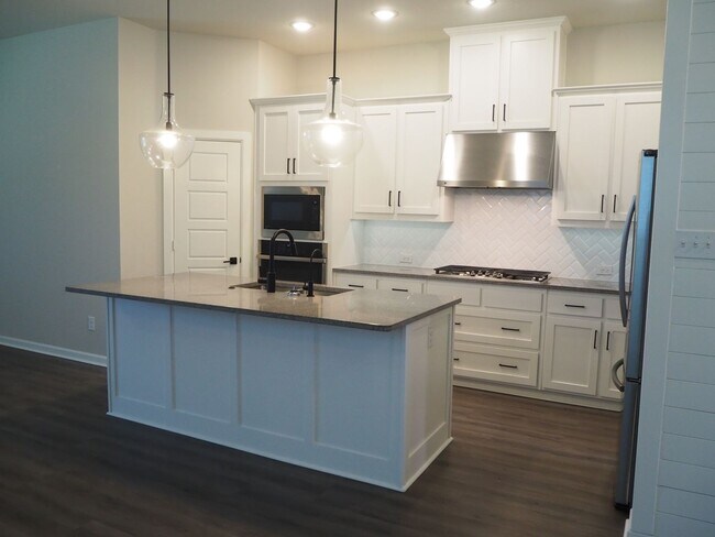 Foto del edificio - 3 Bed 2 Bath Argyle Home