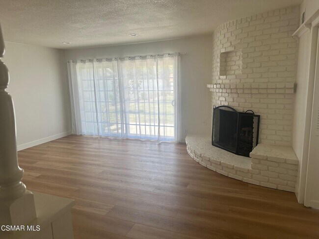 Foto del edificio - 23939 Oxnard St