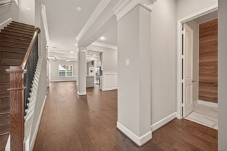 Building Photo - 4413 Schuler St