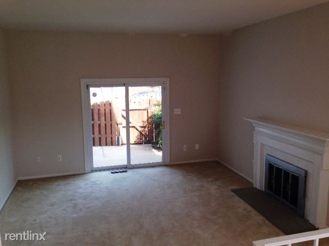 Foto del edificio - 2 br, 2.5 bath Townhome - 1 W Caton Avenue