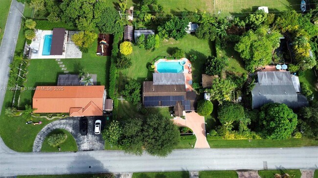 Foto del edificio - 10965 SW 116th St