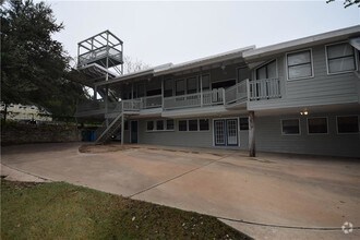 Building Photo - 16216 Stewart Rd