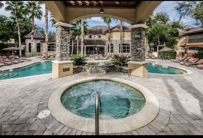 Foto del edificio - 2249 Portofino Pl