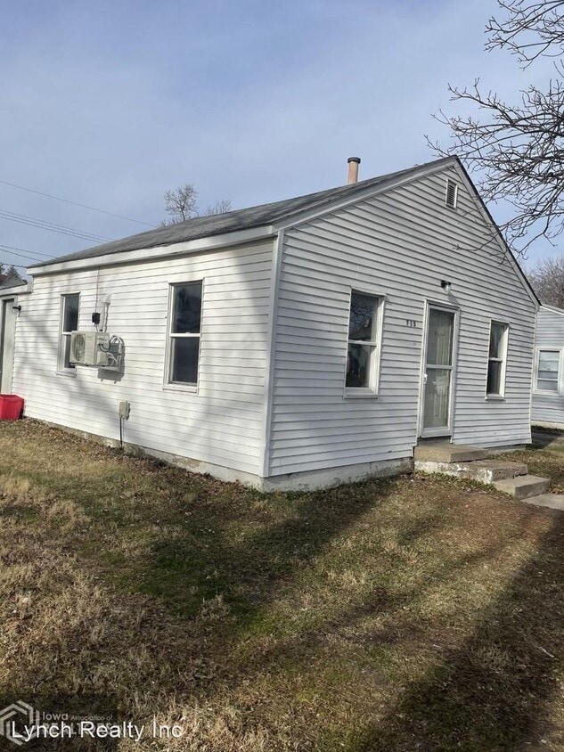 715 Lillian St, Ottumwa, IA 52501 House Rental in Ottumwa, IA