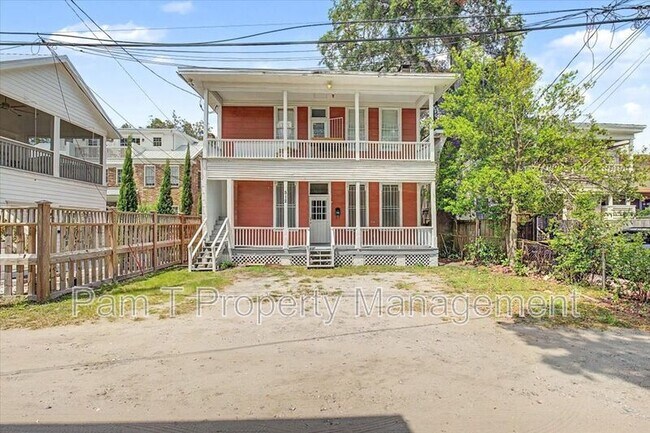 Foto del edificio - 512 E Waldburg Ln