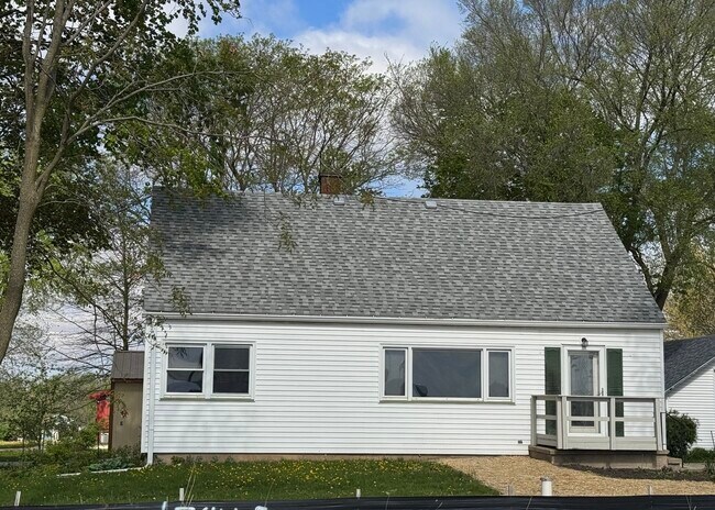 Foto del edificio - 6809 IL-71