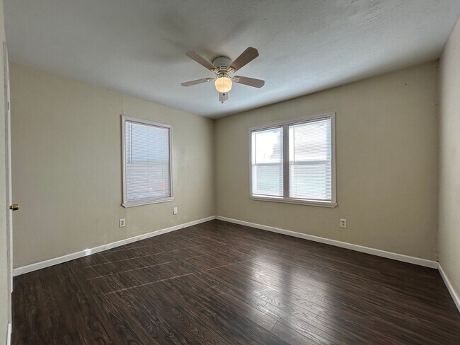 Foto del edificio - Beautiful 2 bedroom Home Near 19th & Quaker!