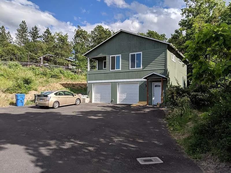 Primary Photo - 2BR/2Bath/2Car Garage