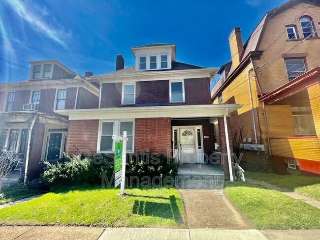 Foto del edificio - 527 Halsey Ave