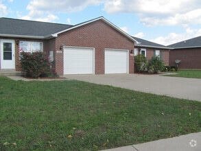 Building Photo - 108 Croghan Way