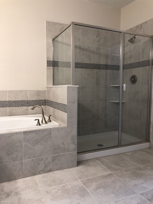 Foto del edificio - 11300 Whistling Pine Way
