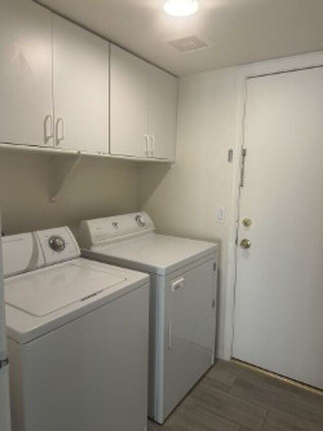 Foto del edificio - Beautiful 5 bedroom with private pool in M...