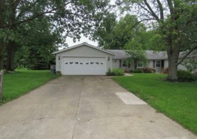 Building Photo - 5793 Opal St