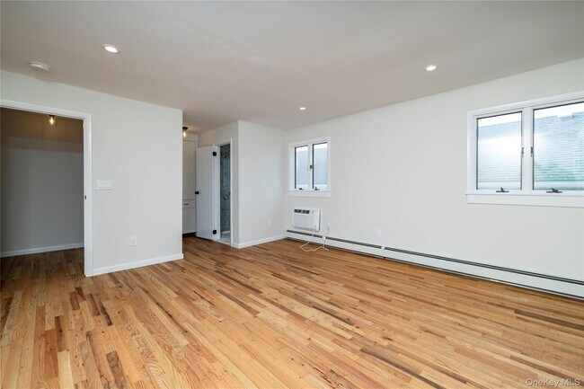 Foto del edificio - 580 E Pine St