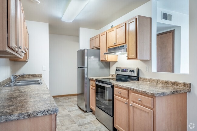 3BR, 2BA - 1,100SF - Kitchen - Sun Valley