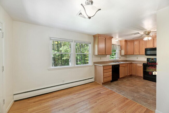 Foto del edificio - 10116 Garrett St