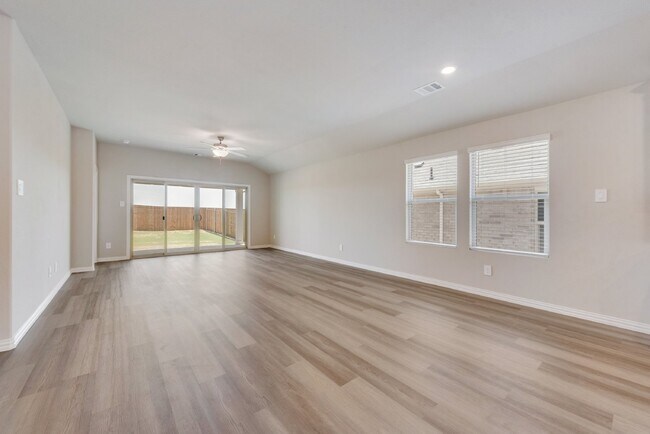 Foto del edificio - 613 Kentucky Rd