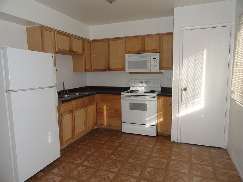 Building Photo - 2906 E Roeser Rd