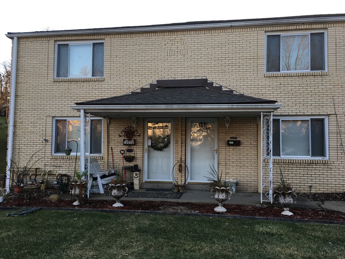 12030 Patton Dr, Irwin, PA 15642 Townhome Rentals in Irwin PA