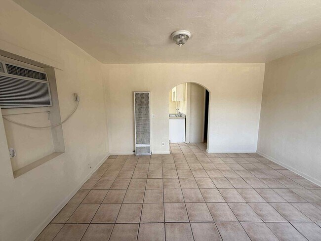 Foto del edificio - 5709 E 26th St