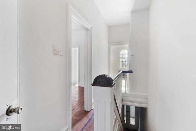 Foto del edificio - 3255 N Park Ave