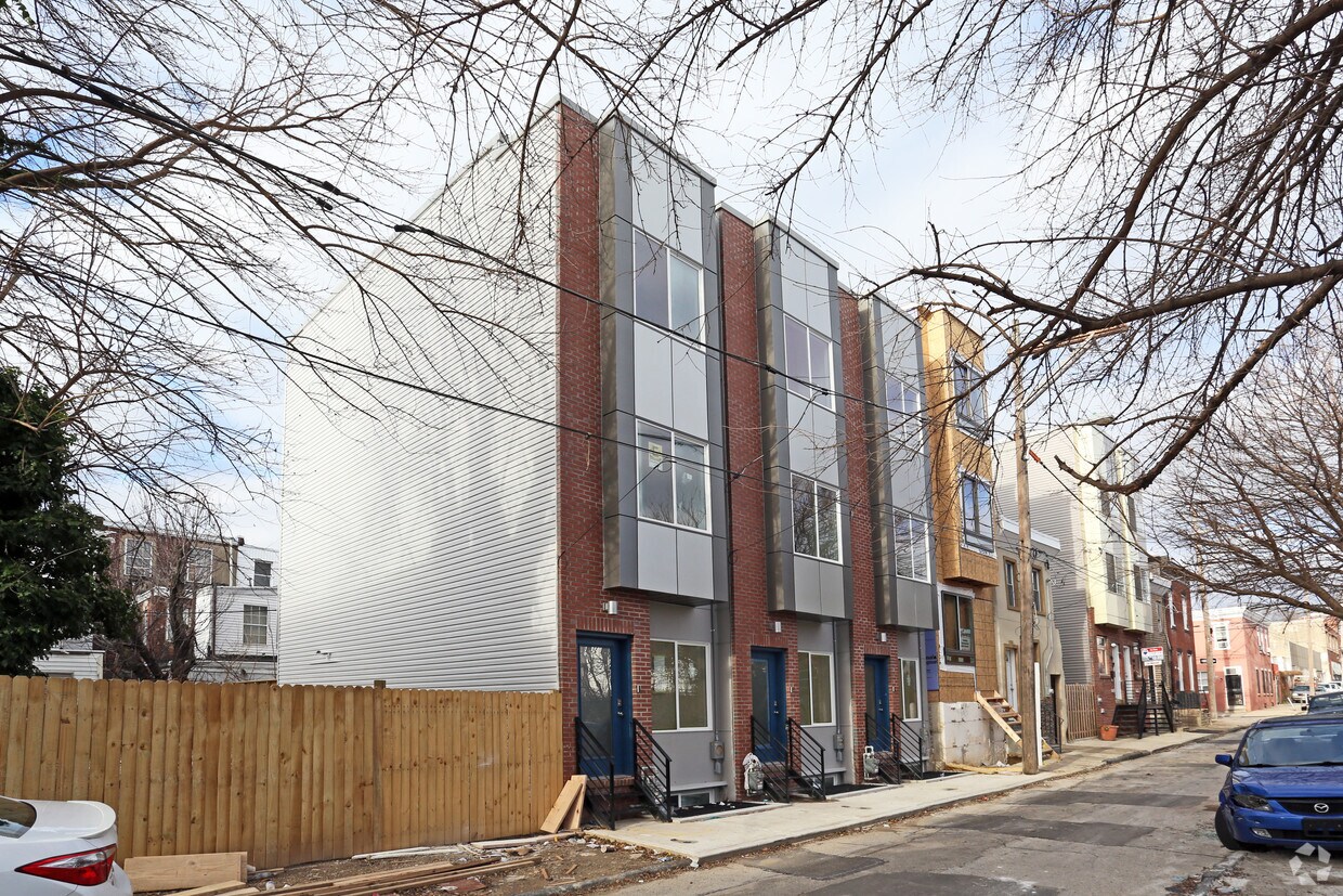 Primary Photo - HAROLD HOMES