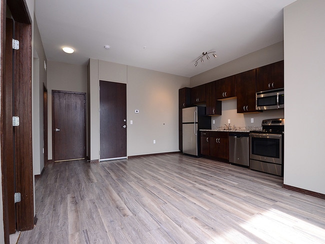 Photo - 1501 Jackson Apartments