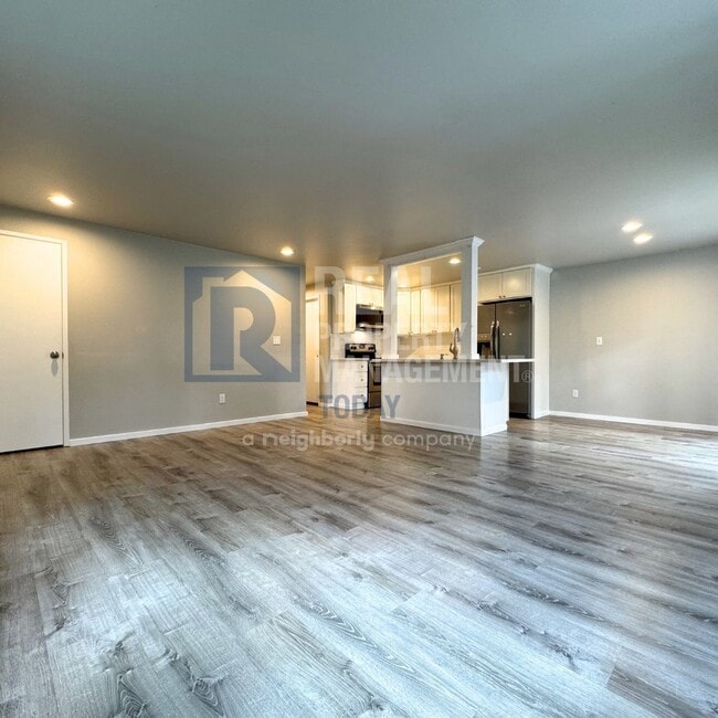 Building Photo - 2802 12th Ave Ct NW