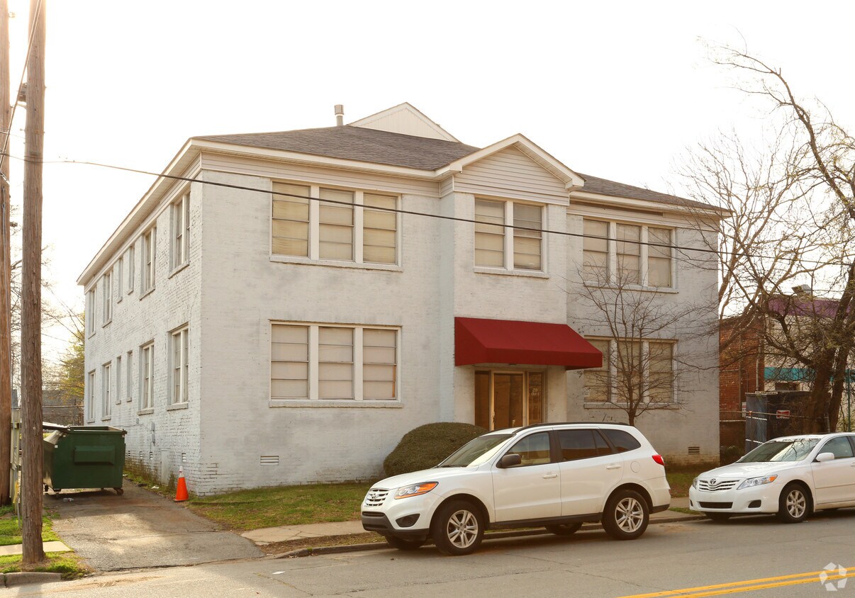 Foto principal - 219 S Cross Street