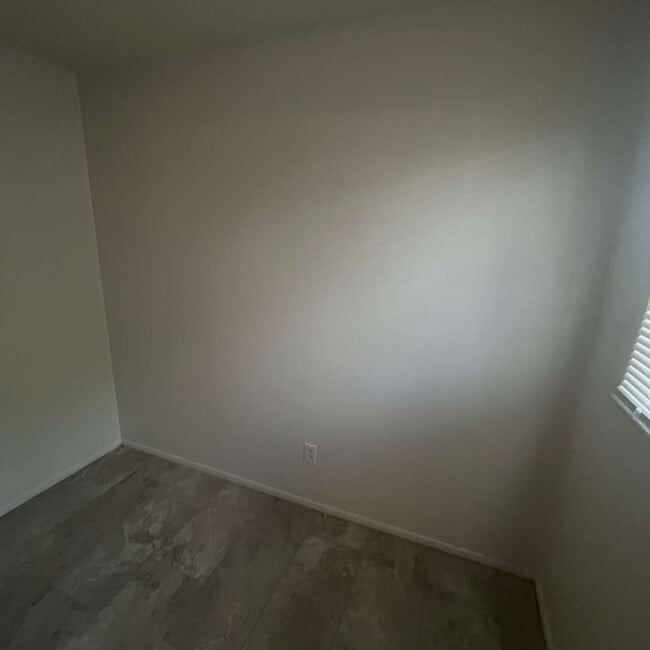 Building Photo - 3708 Estelle Ave