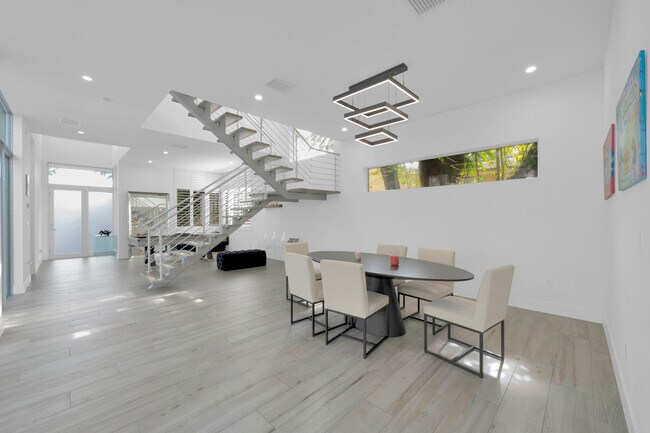 Foto del edificio - 5720 Coral Way