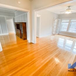 Foto del edificio - 1625 Ridge Ave