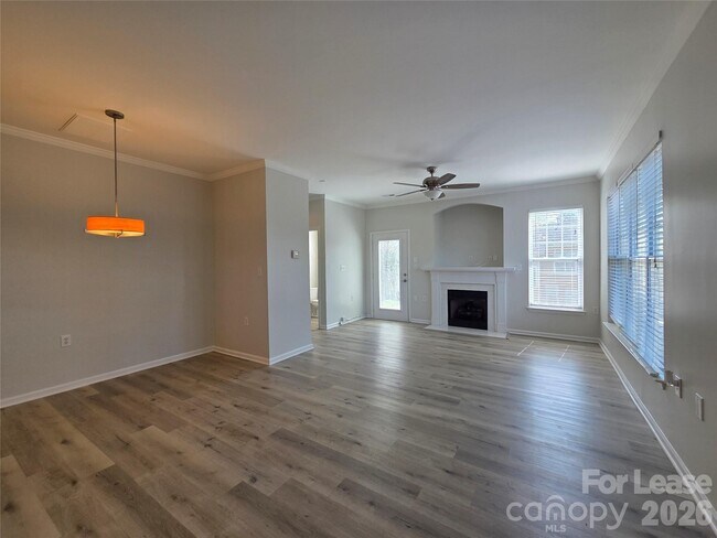 Foto del edificio - 15437 Coventry Ct Ln