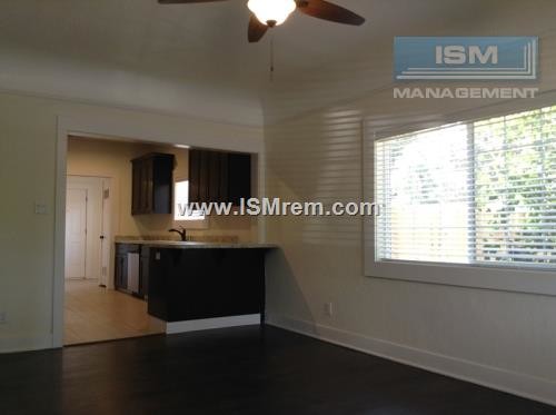 Foto del edificio - 1302 Dayton Rd
