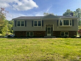 Building Photo - 19 Cornell Rd