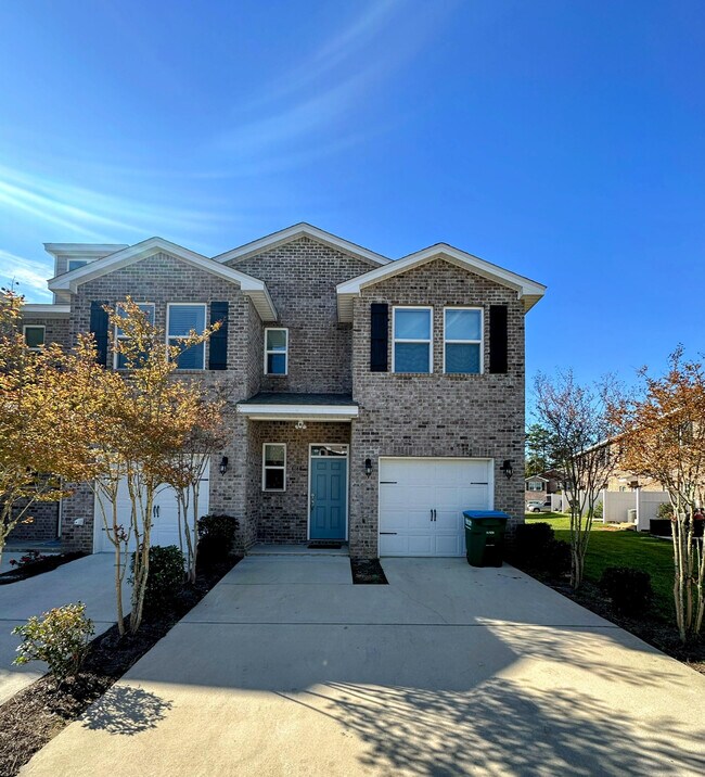 Building Photo - 6768 Spaniel Dr