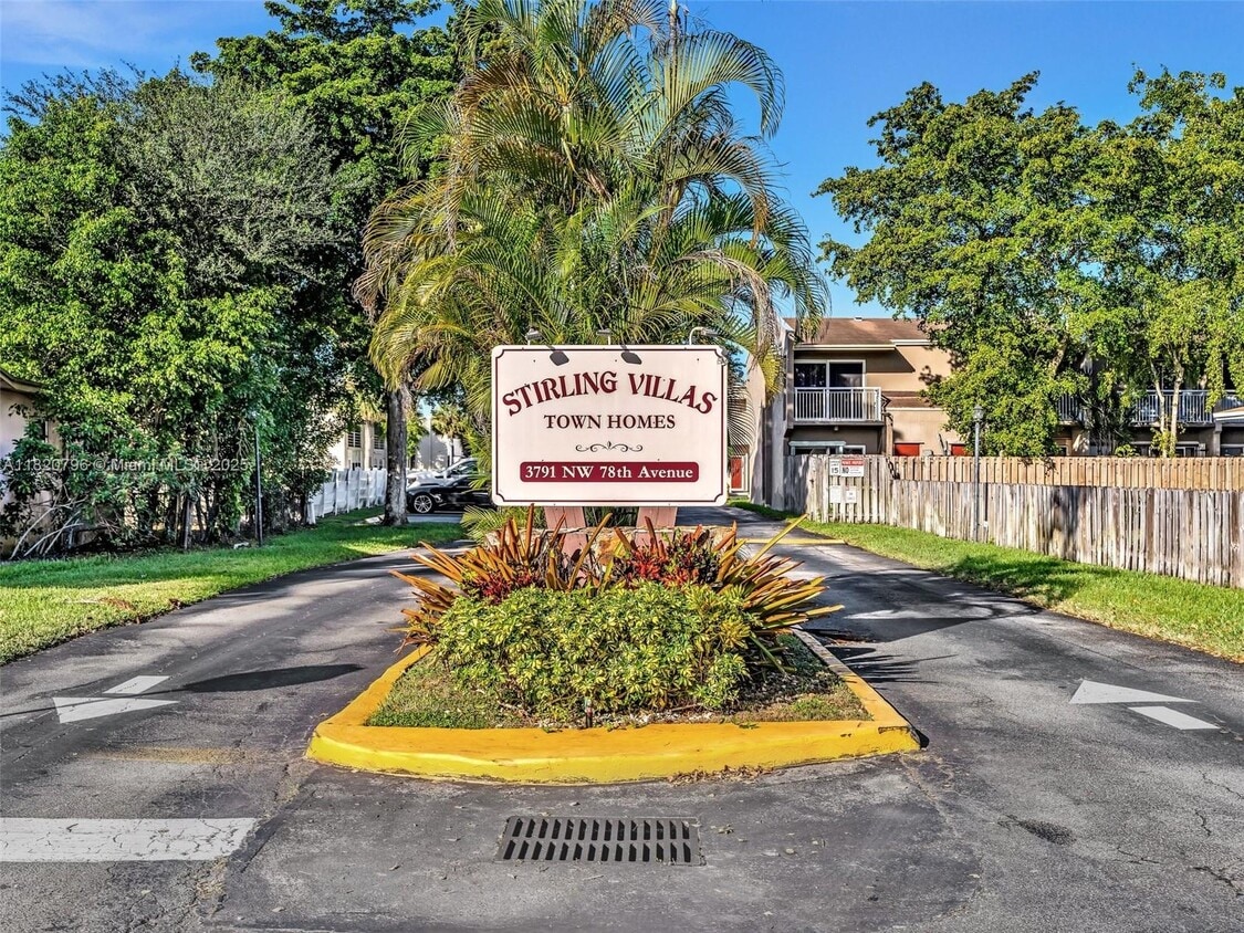Primary Photo - 3791 NW 78th Ave