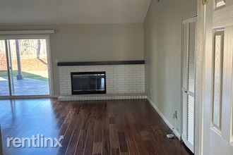 Foto del edificio - 3 br, 2 bath House - 5378 Desiree Avenue