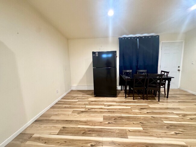 Foto del edificio - 27777 Loyola Ave