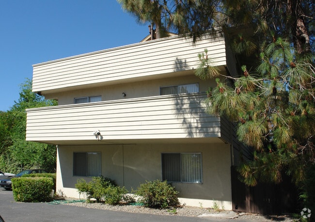 Building Photo - Lafayette Patio Apartments
