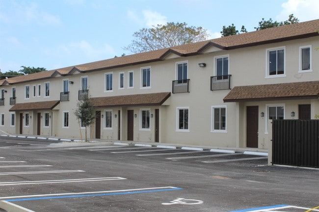 Photo - 25000 SW 134th Ave Townhome