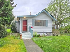 Building Photo - 1626 Rainier Ave
