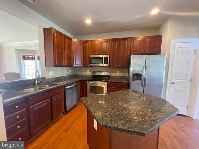Building Photo - 3550 Tabard Ln